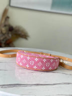 Louis Vuitton M81098 Loop 24cm Pink