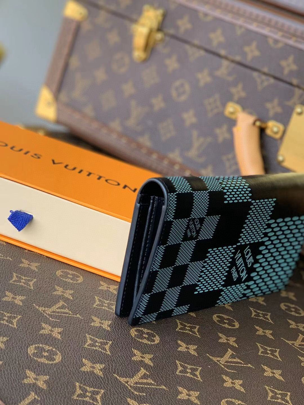 Louis Vuitton Damier Wallet 10cm Green