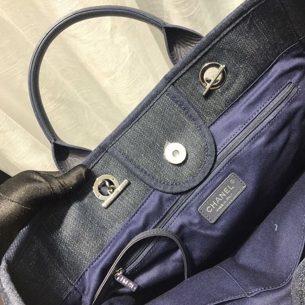 Chanel Deauville Tote 38cm Canvas Bag Spring/Summer Collection Dark Blue Denim/White