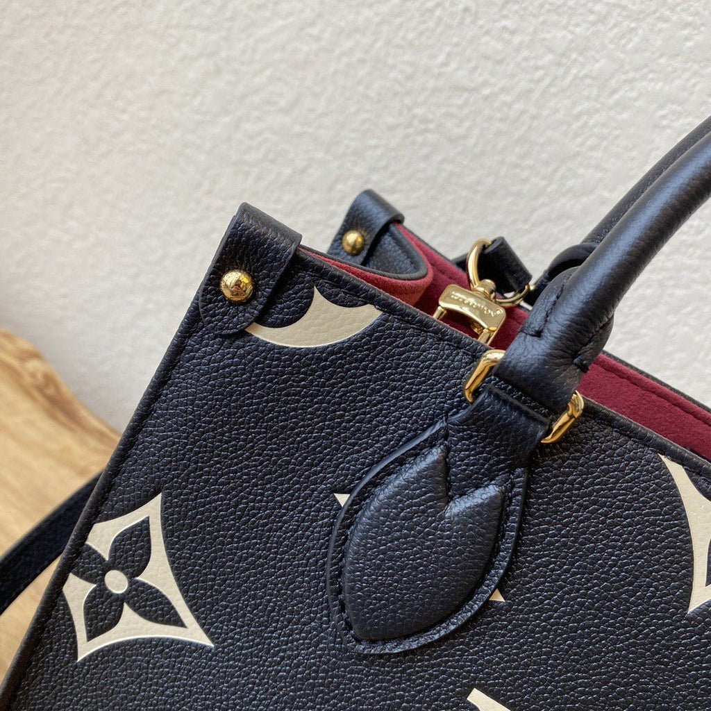 Louis Vuitton M45659 On The Go PM 25cm Black