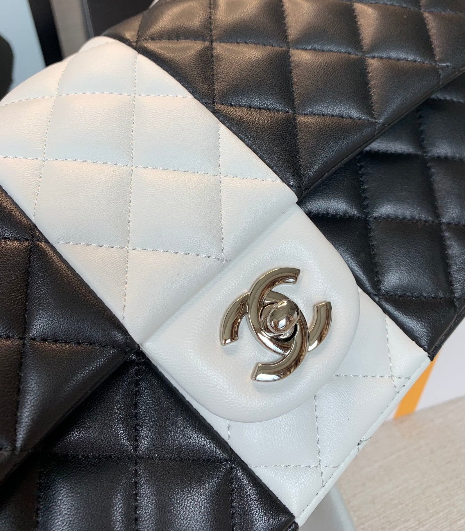 Chanel Mini Flap Bag 20cm Black