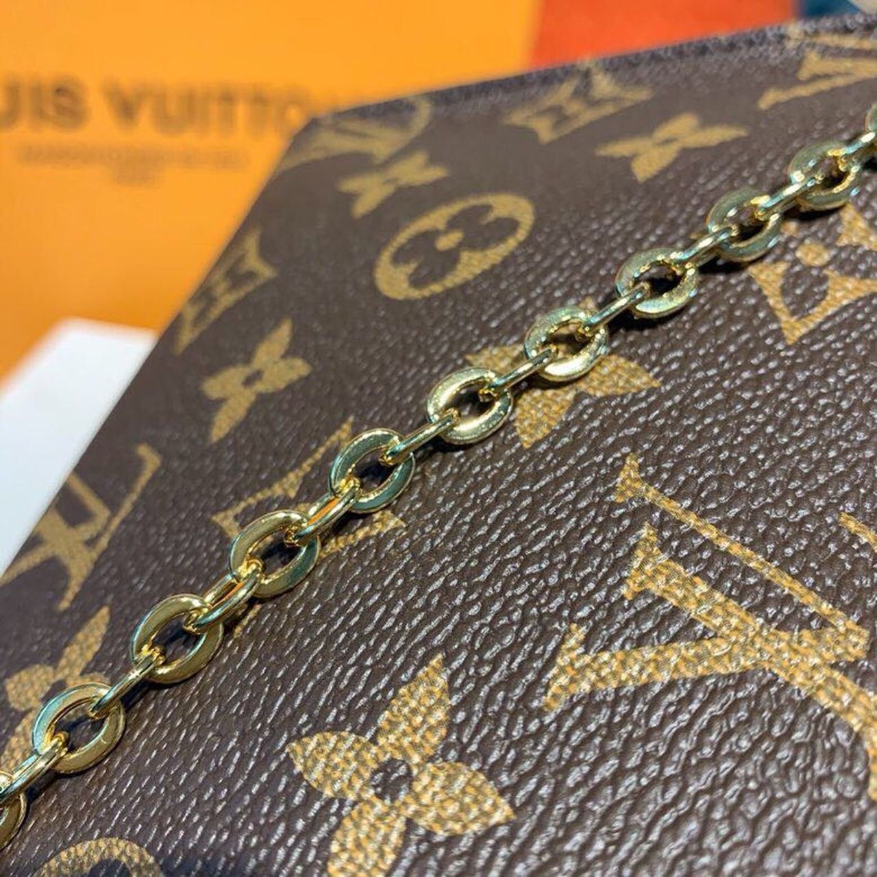 Louis Vuitton Toiletry Pouch 20cm Monogram Canvas Spring/Summer Collection M47544, Beige