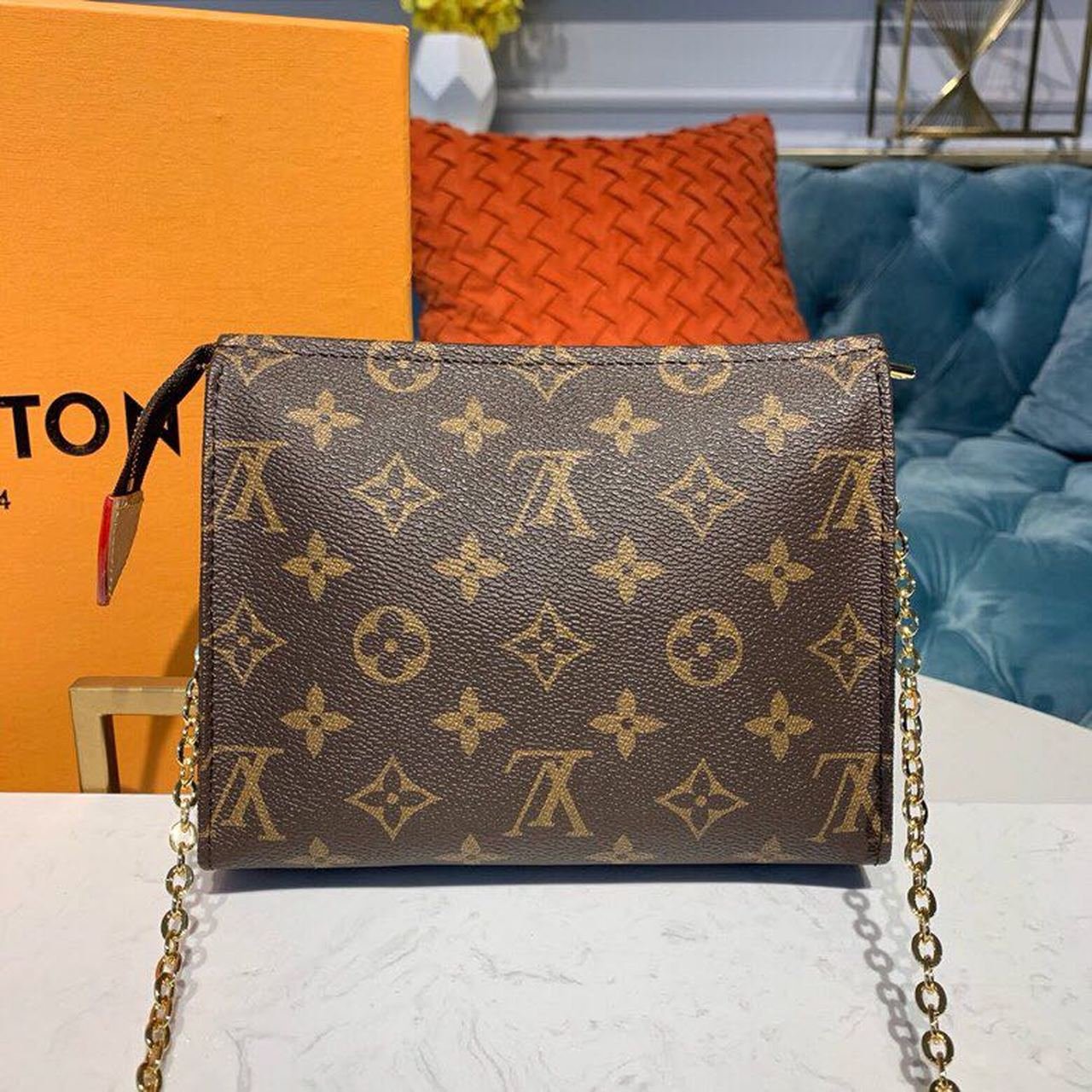 Louis Vuitton Toiletry Pouch 20cm Monogram Canvas Spring/Summer Collection M47544, Beige