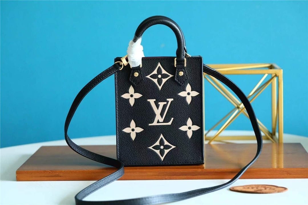 Louis Vuitton Petit Sac Plat By The Pool 17cm Black