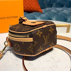 Louis Vuitton Mini Bo?te Chapeau Bag 16cm Monogram Canvas Spring/Summer Collection M44699, Brown