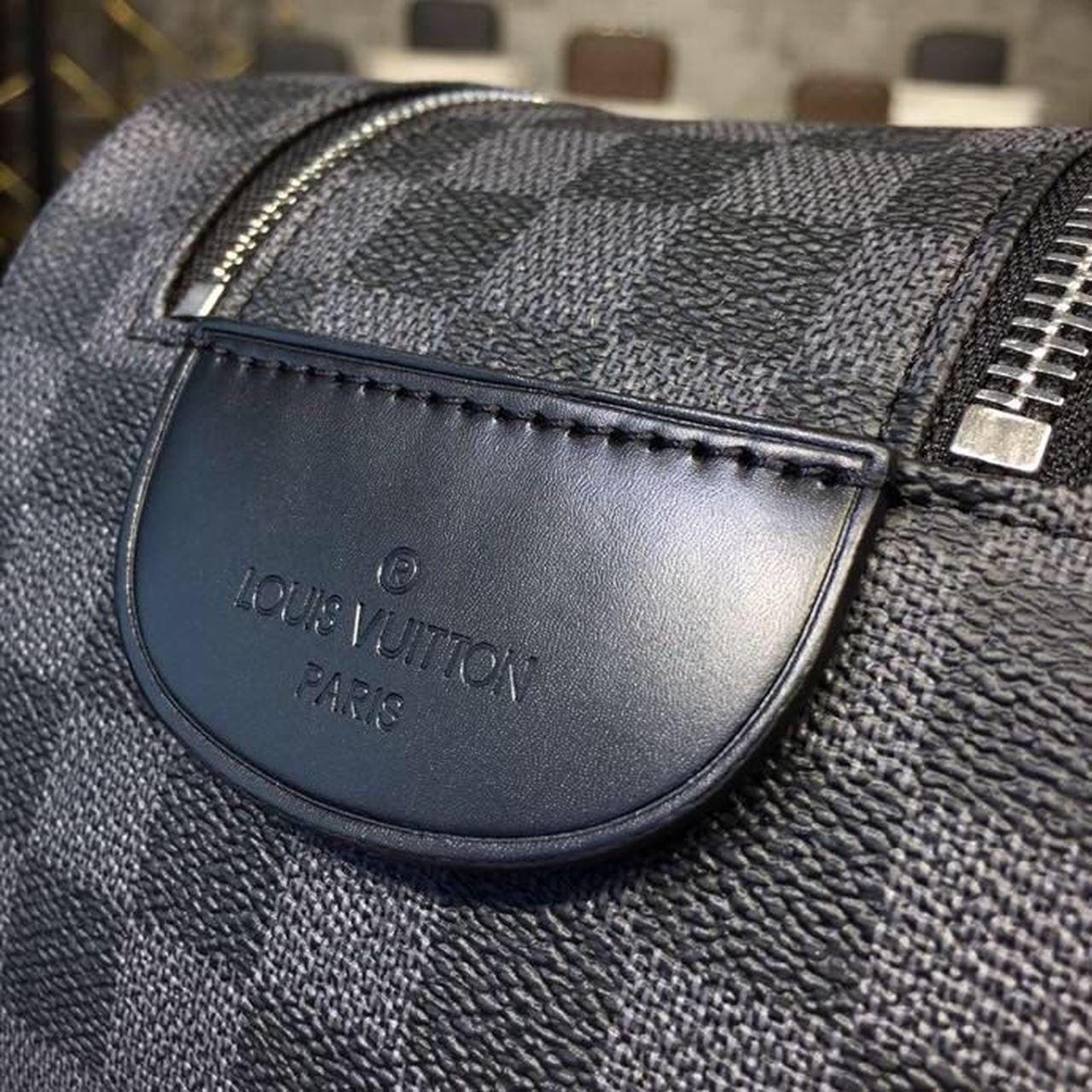 Louis Vuitton King Size Toiletry Bag 28cm Damier Graphite Canvas Spring/Summer Collection N47527, Black