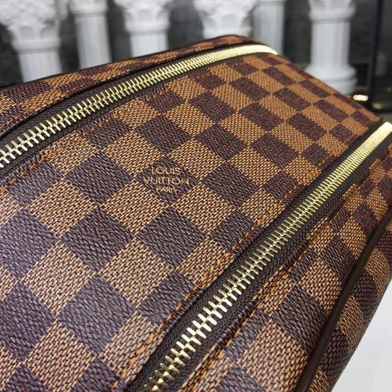 Louis Vuitton King Size Toiletry Bag 28cm Damier Ebene Canvas Spring/Summer Collection N47527, Brown