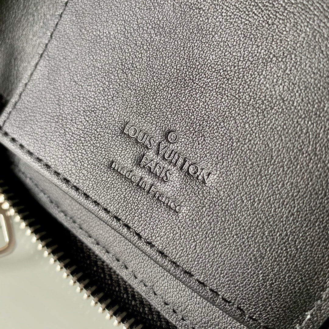 Louis Vuitton Taurillon Clutch Wallet 20cm Black
