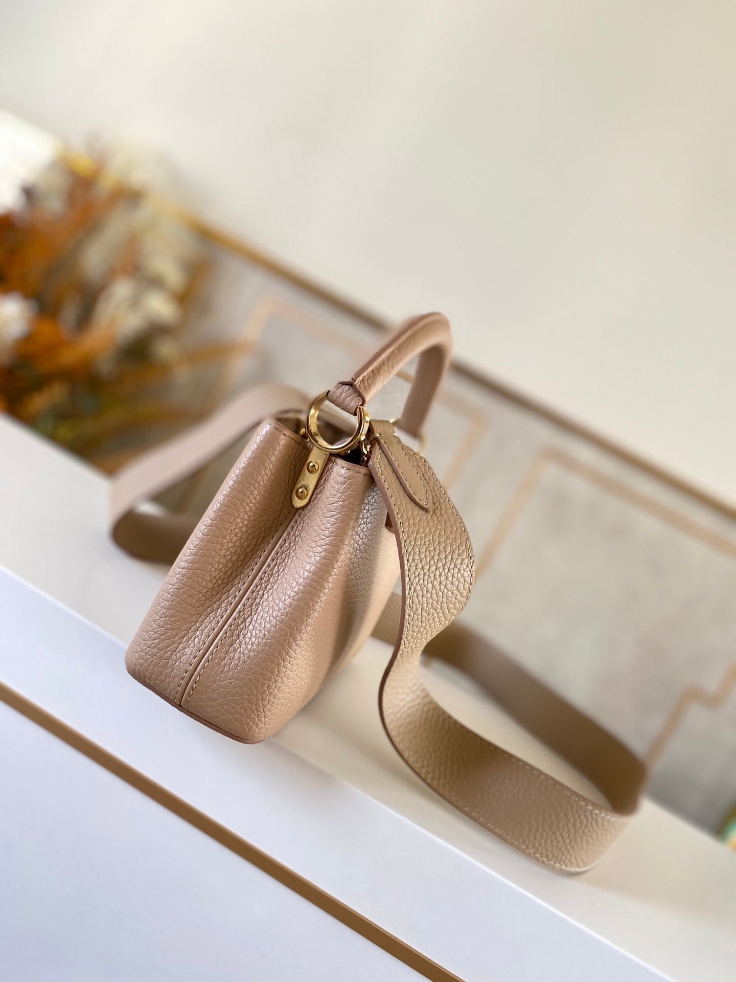 Louis Vuitton Crossbody Bag 21cm Cream