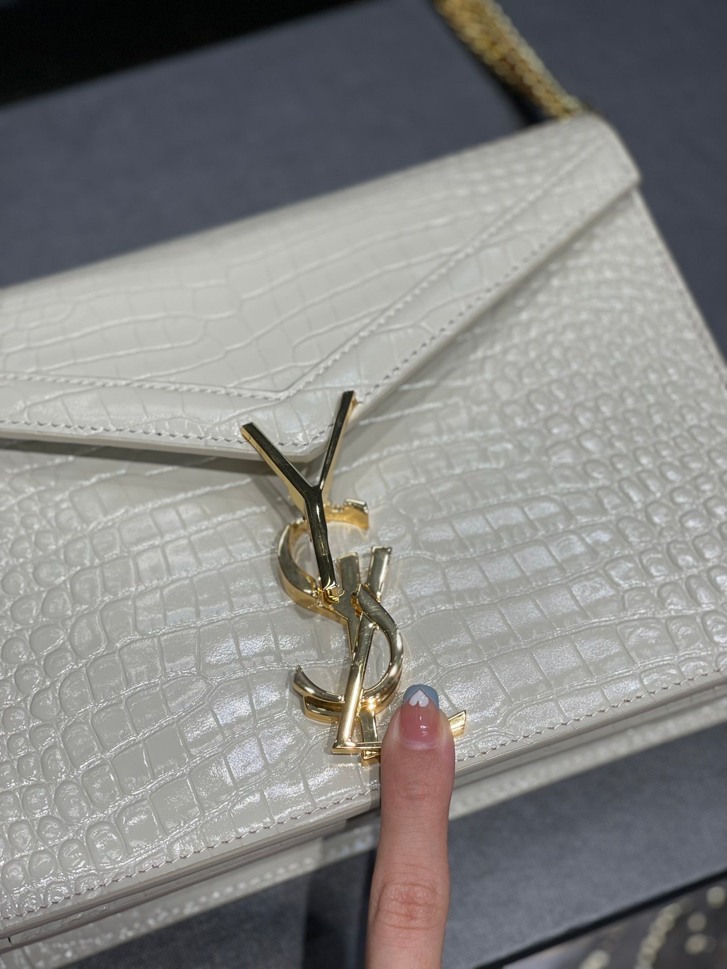 Saint Laurent Cassandra Medium Chain Bag In Grain De Poudre Embossed 22cm Beige