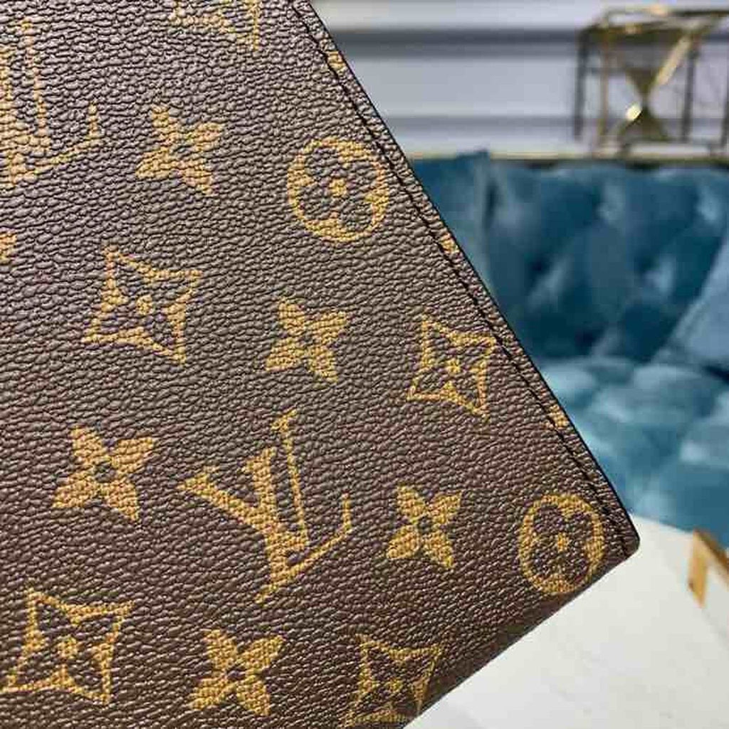 Louis Vuitton Pochette Voyage 28cm Monogram Canvas Spring/Summer Collection M47543, Brown