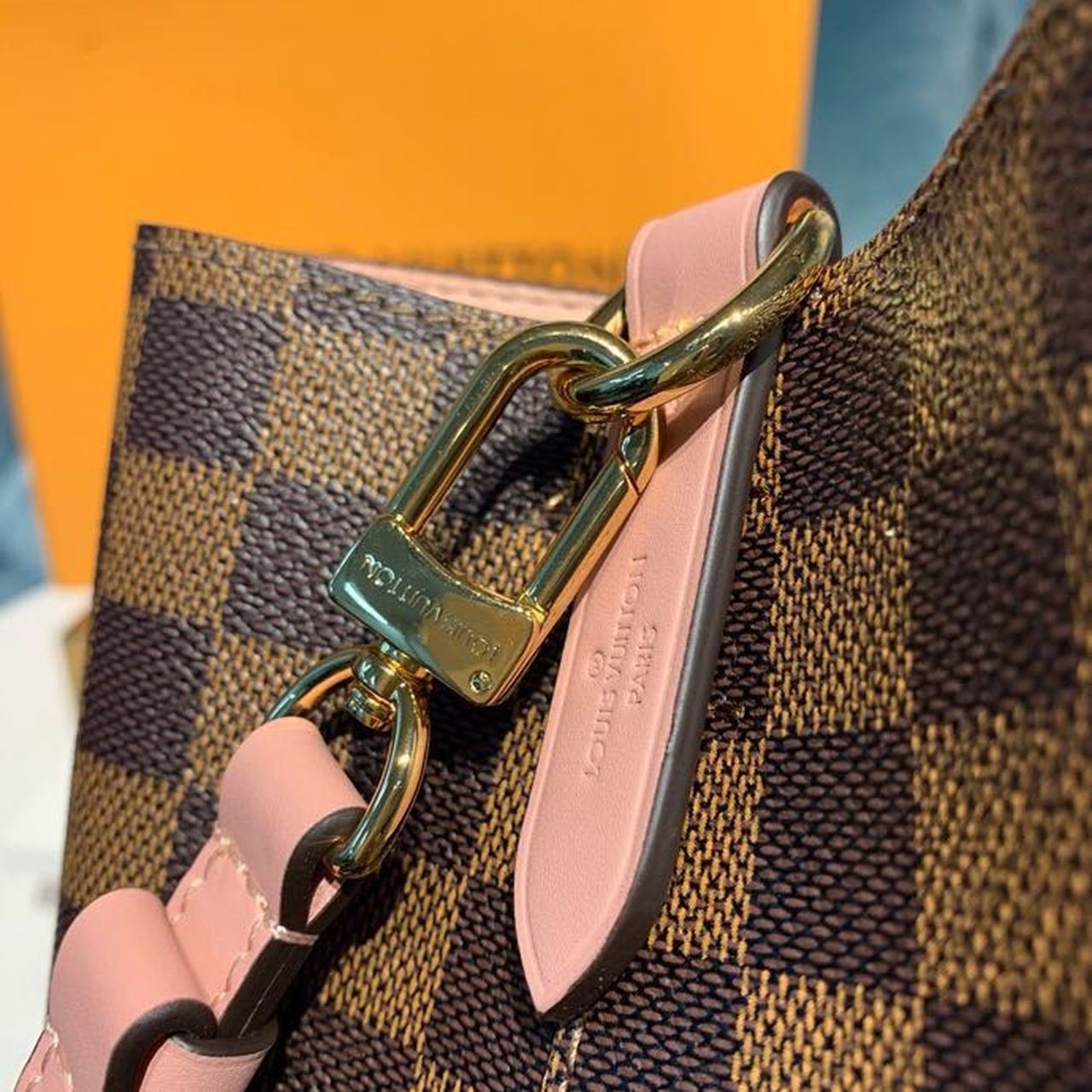 Louis Vuitton Neo Noe BB Bucket Bag 26cm Damier Ebene Canvas Spring/Summer Collection N40198, Venus