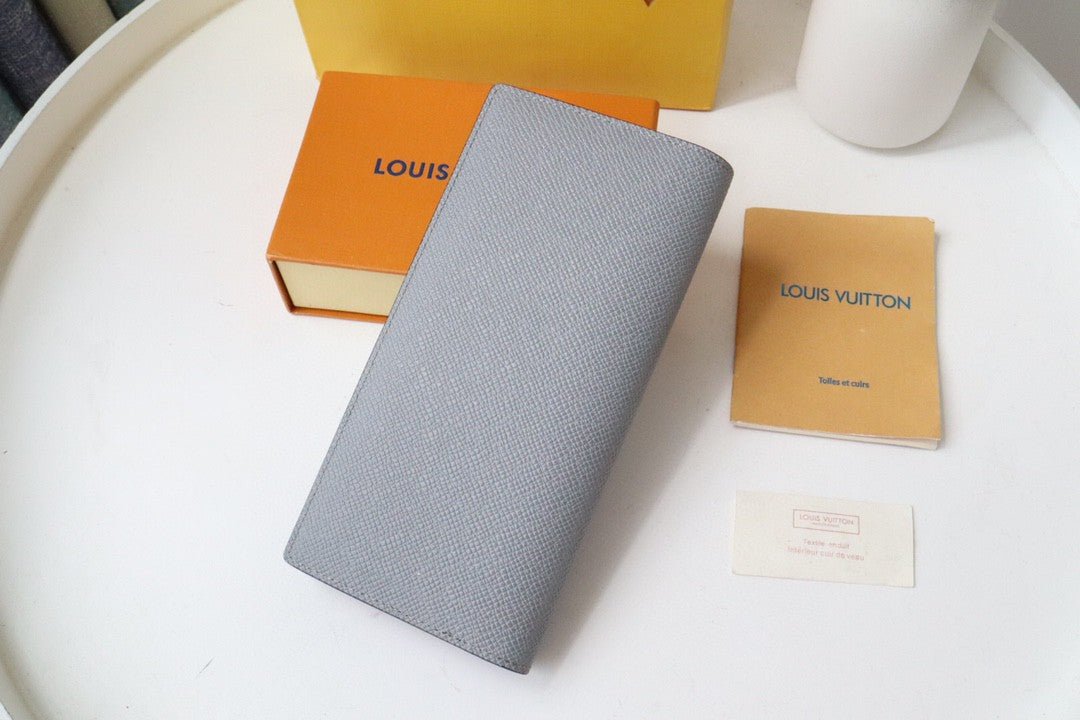 Louis Vuitton Brazza Wallet 19cm