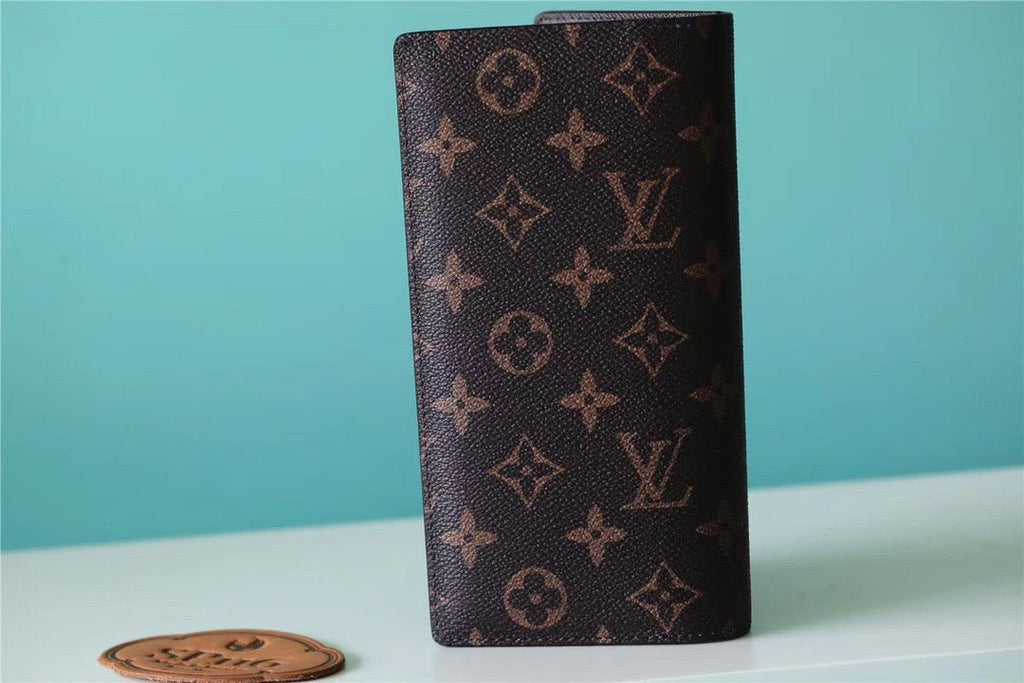 Louis Vuitton M81008 Brazza Wallet 19cm