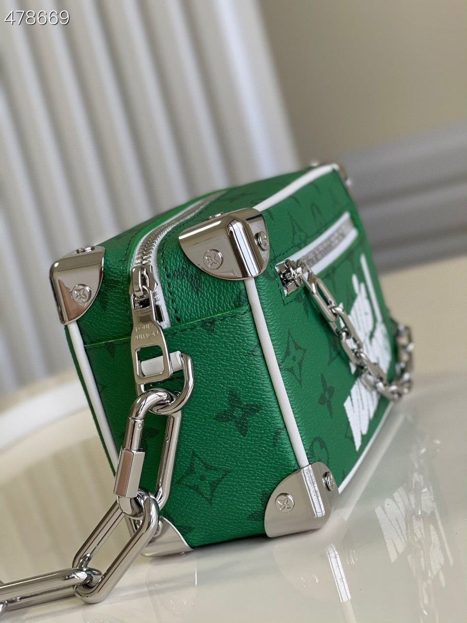 Louis Vuitton Mini Soft Trunk 18cm Zoom with Friends Monogram Canvas Spring/Summer Collection M80159, Green