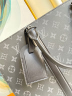 Louis Vuitton Sac Plat Horizontal Zippe 39cm