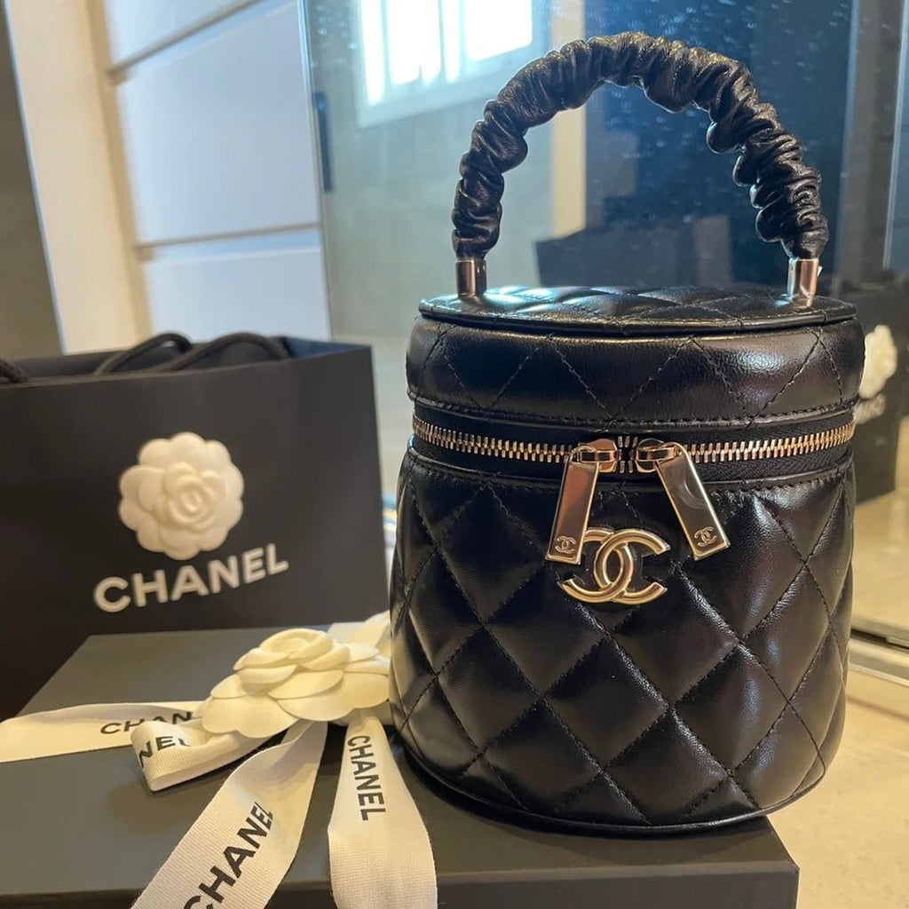 Chanel Small Vanity Case 13cm Black