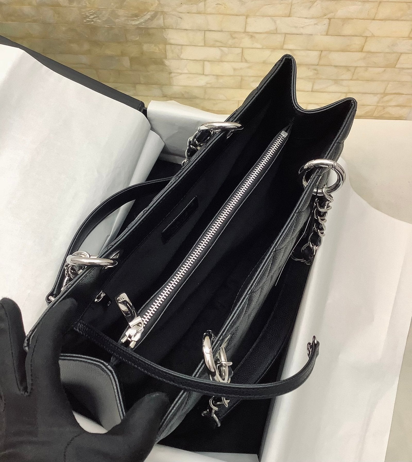 Chanel Classic Tote Bag Silver Hardware 34cm Black