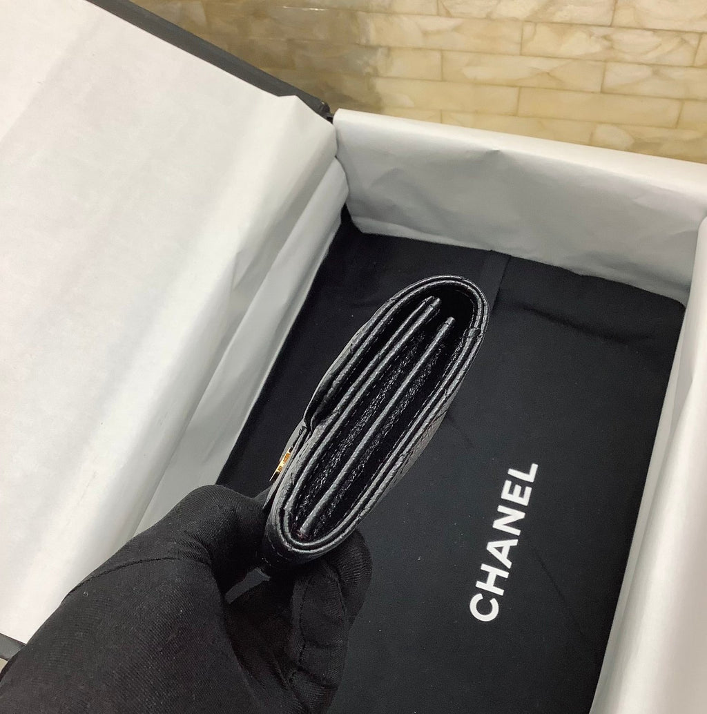 CO-CO Chanel Classic Card Holder with Gold hardware 11cm