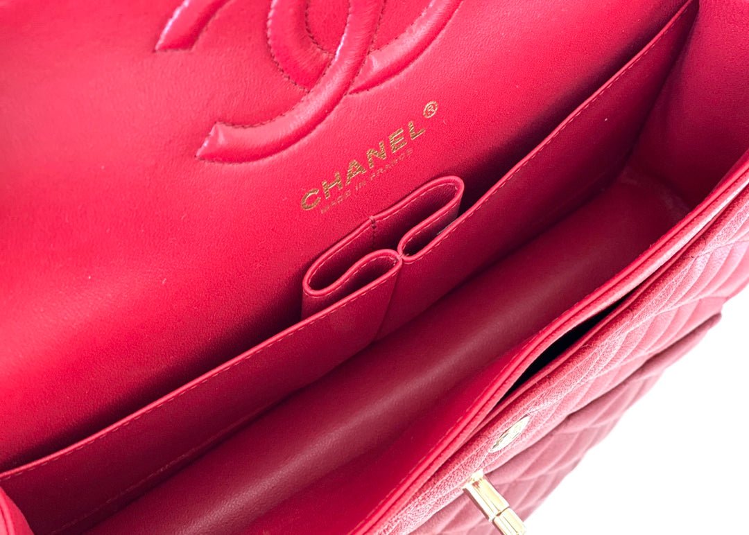 Chanel Classic Flapbag Gold Hardware 26cm Red