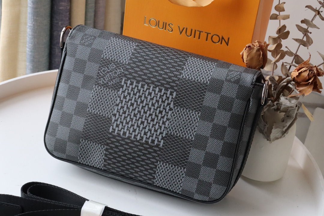 Louis Vuitton N50013 Studio Messenger 24cm