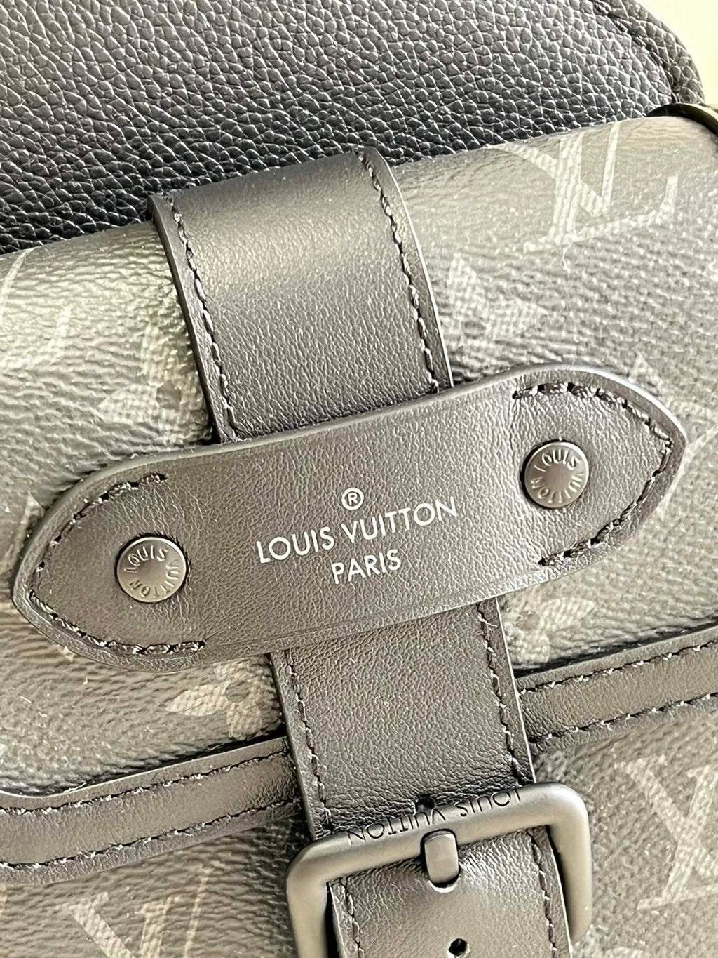 Louis Vuitton Saumur Sling Bag 18cm Black