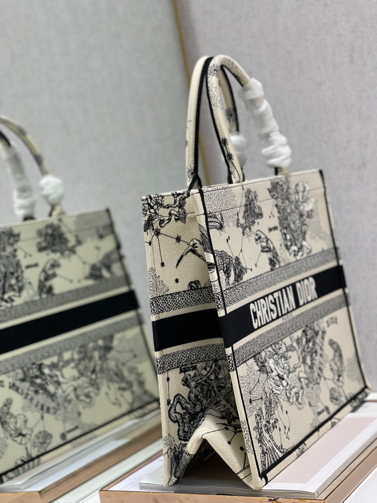 Christina Dior Book Tote Bag 41 cm Black/Beige