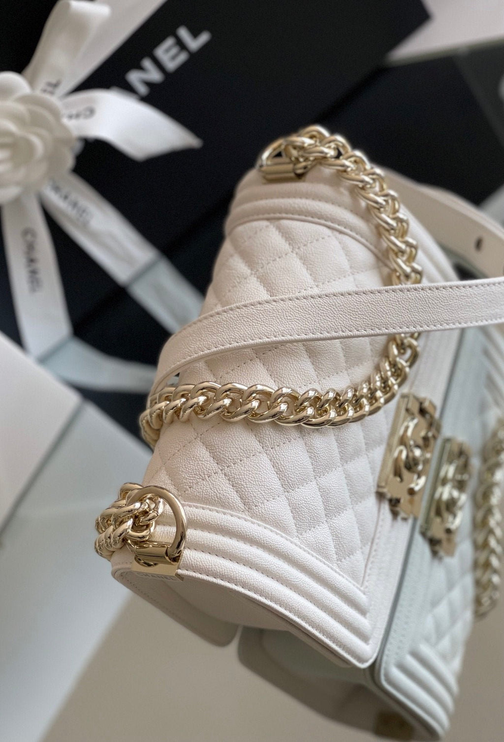 Chanel Mini Classic Flapbag 20cm White