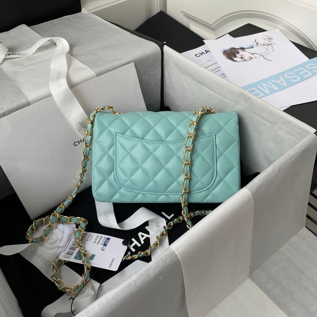 Chanel Mini Classic Flapbag 20cm