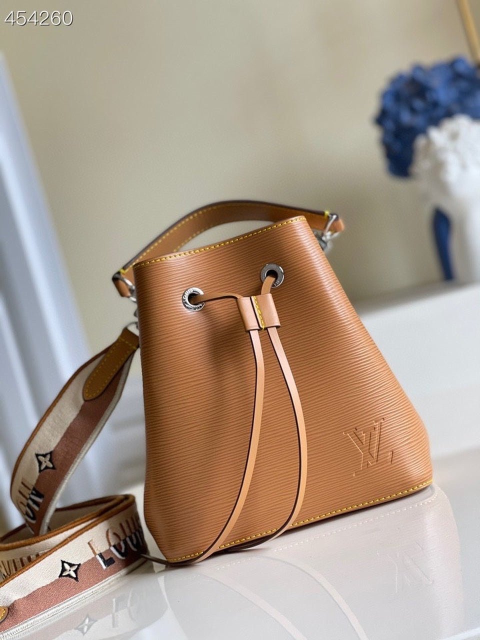 Louis Vuitton NeoNoe BB Bucket Bag 20cm Epi Canvas Leather Spring/Summer Collection M53610 Gold Honey