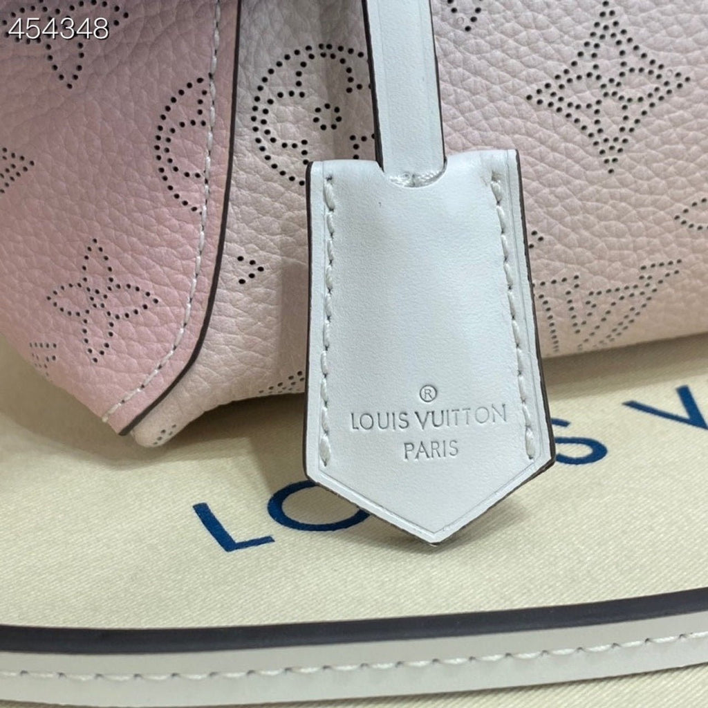 Louis Vuitton Hina PM Bag 22cm Mahina Calfskin Leather Spring/Summer Collection M57858 Gradient Pink