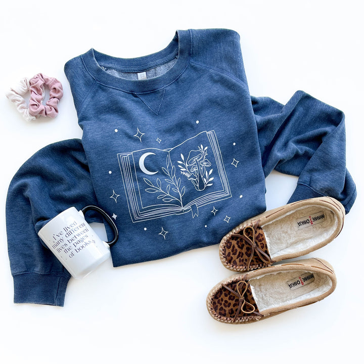 Book of Stars Vintage Pullover