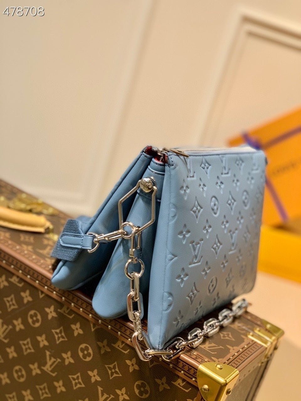 Louis Vuitton Coussin PM Bag 26cm Monogram Embossed Puffy Lambskin Leather Spring/Summer Collection M57793 Light Blue