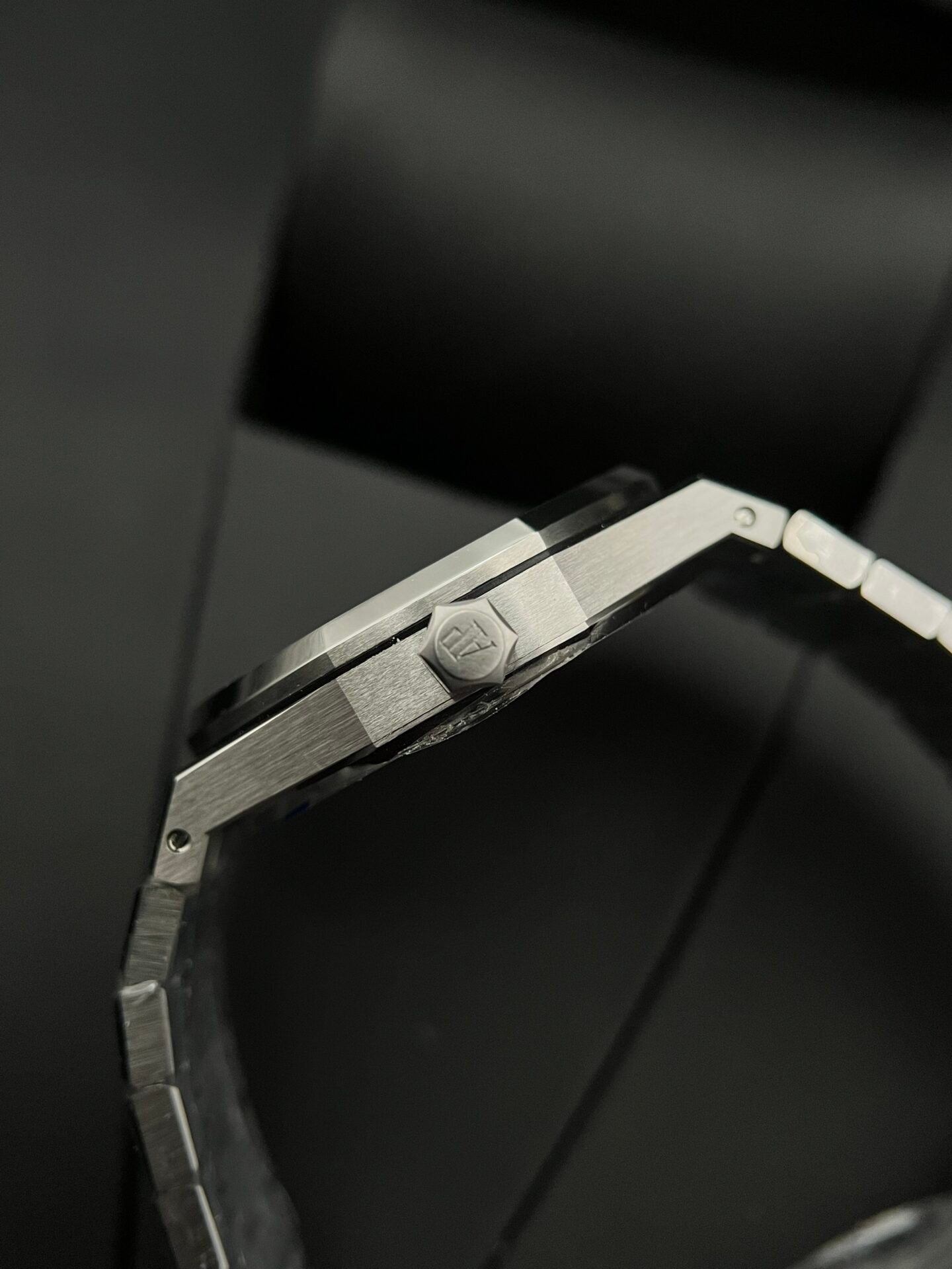 Audemars Piguet Royal Oak 15500ST Watch White Dial 41mm