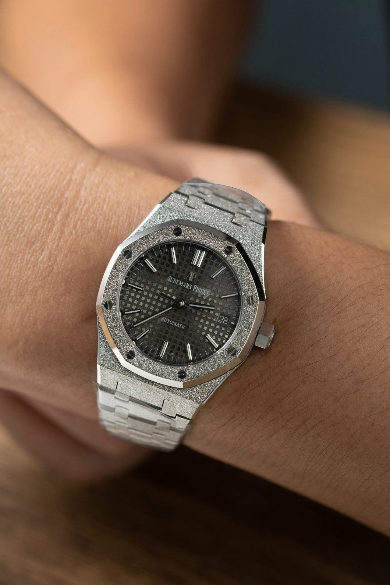 Audemars Piguet 15454 Fosted Gold Watch Grey Dial 37mm