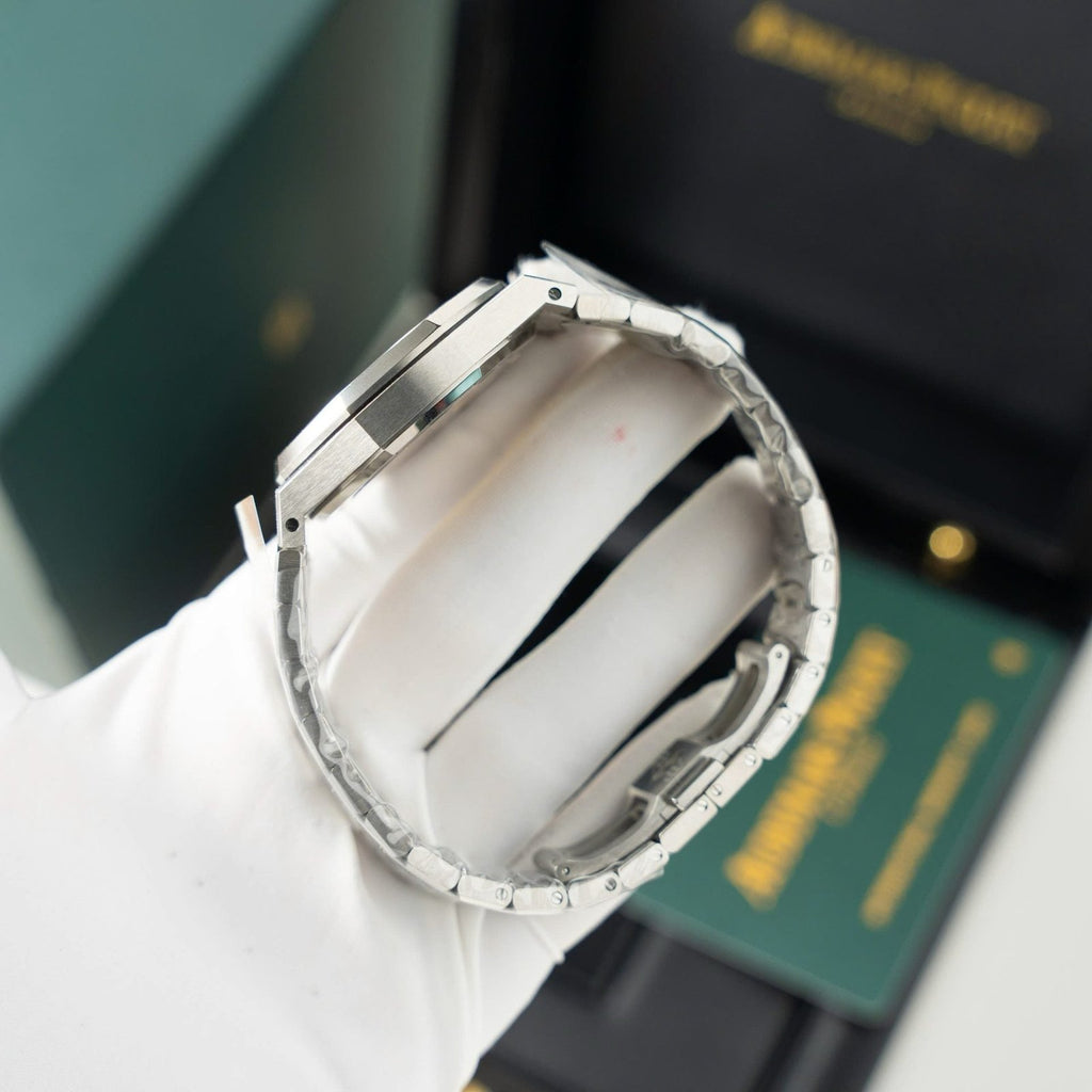Audemars Piguet 15454 Fosted Gold Watch Grey Dial 37mm
