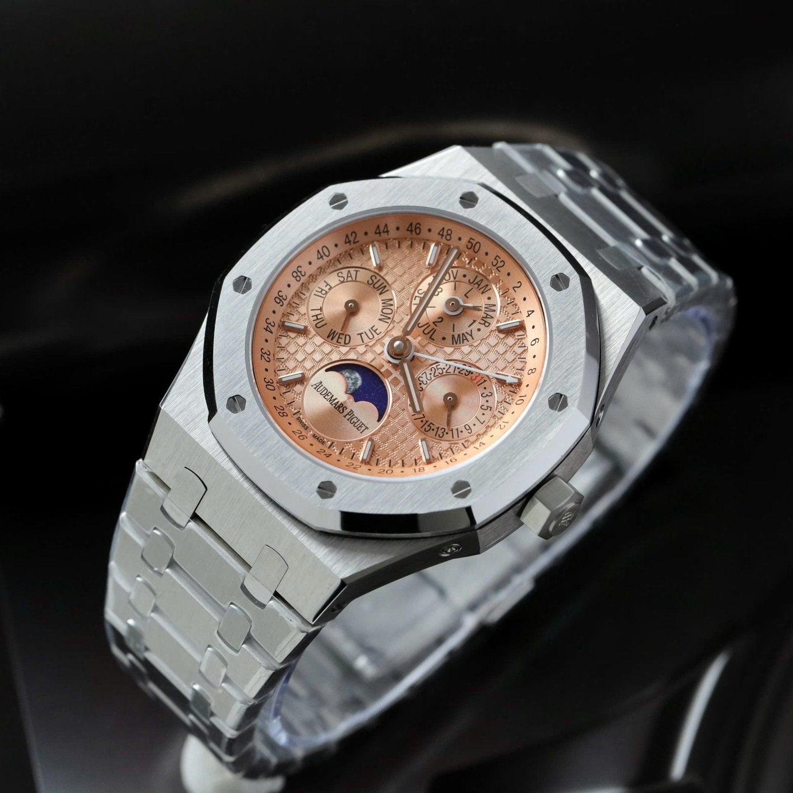 Audemars Piguet 26574 Watch Salmon Dial Metal Wire 41mm
