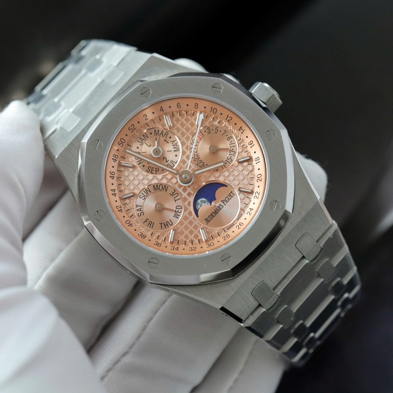 Audemars Piguet 26574 Watch Salmon Dial Metal Wire 41mm