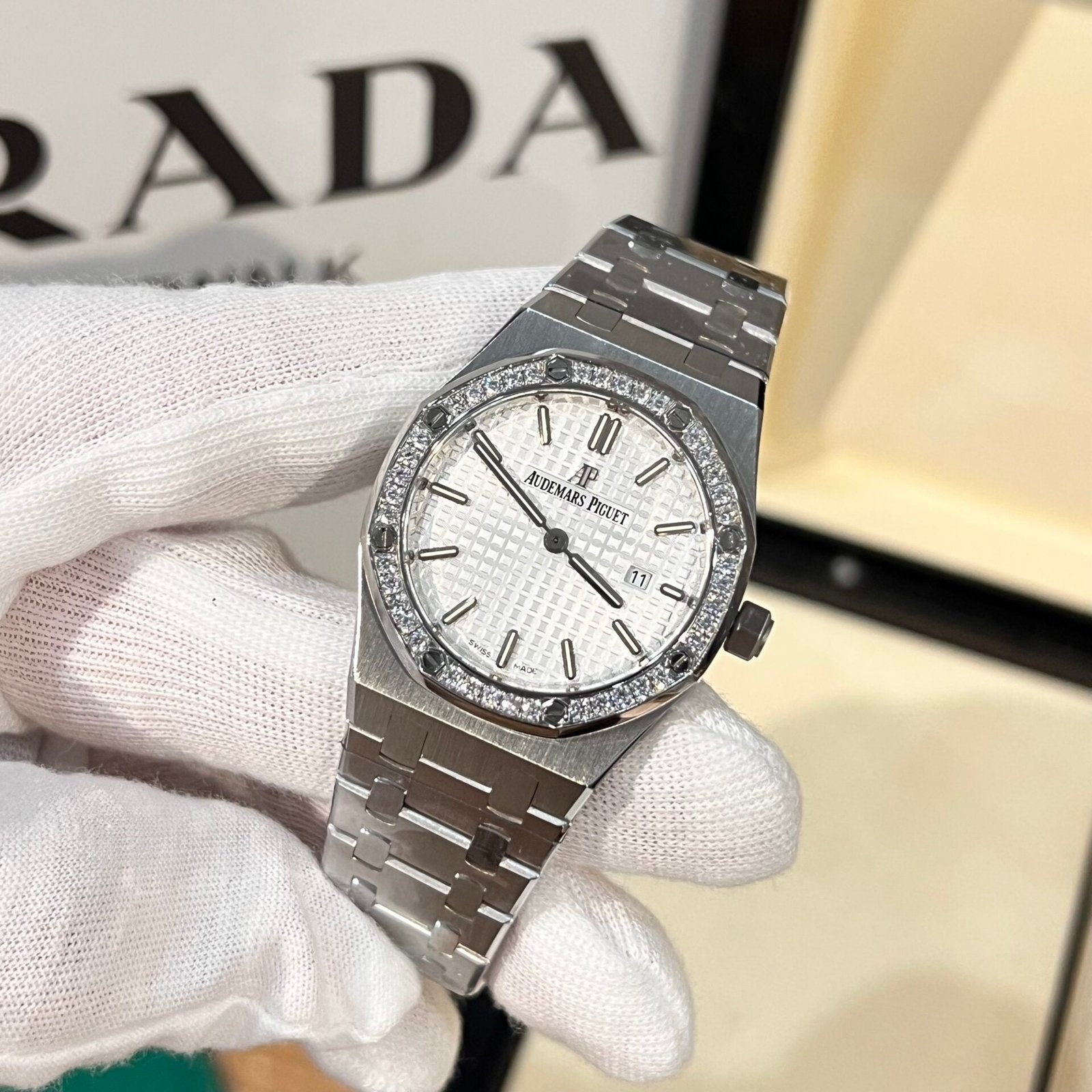 Audemars Piguet Watch Women’s White Dial 33mm