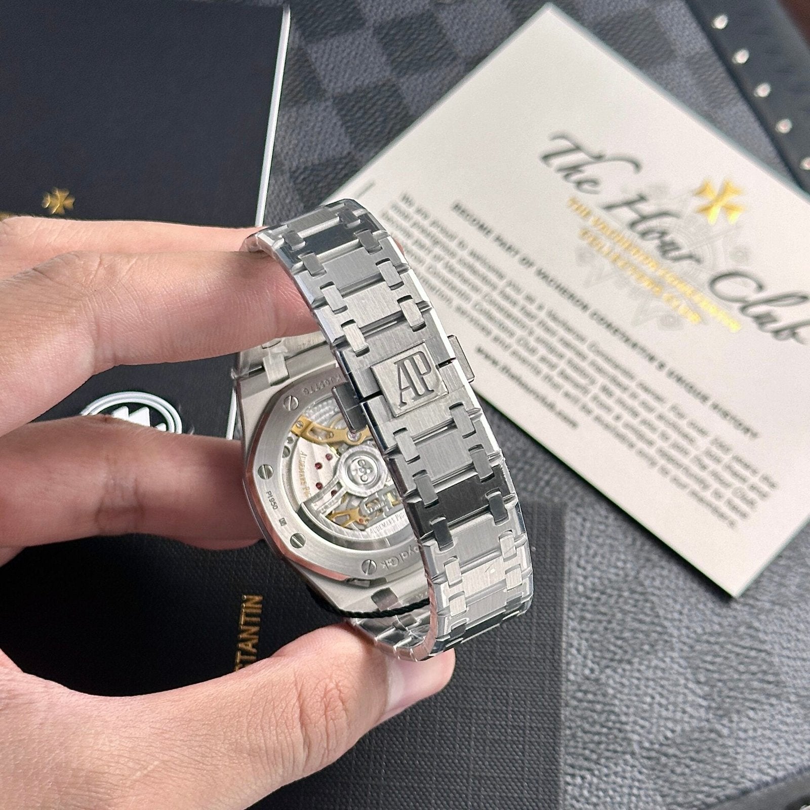 Audemars Piguet Royal Oak Jumbo 16202ST Watch Green Dial 39mm