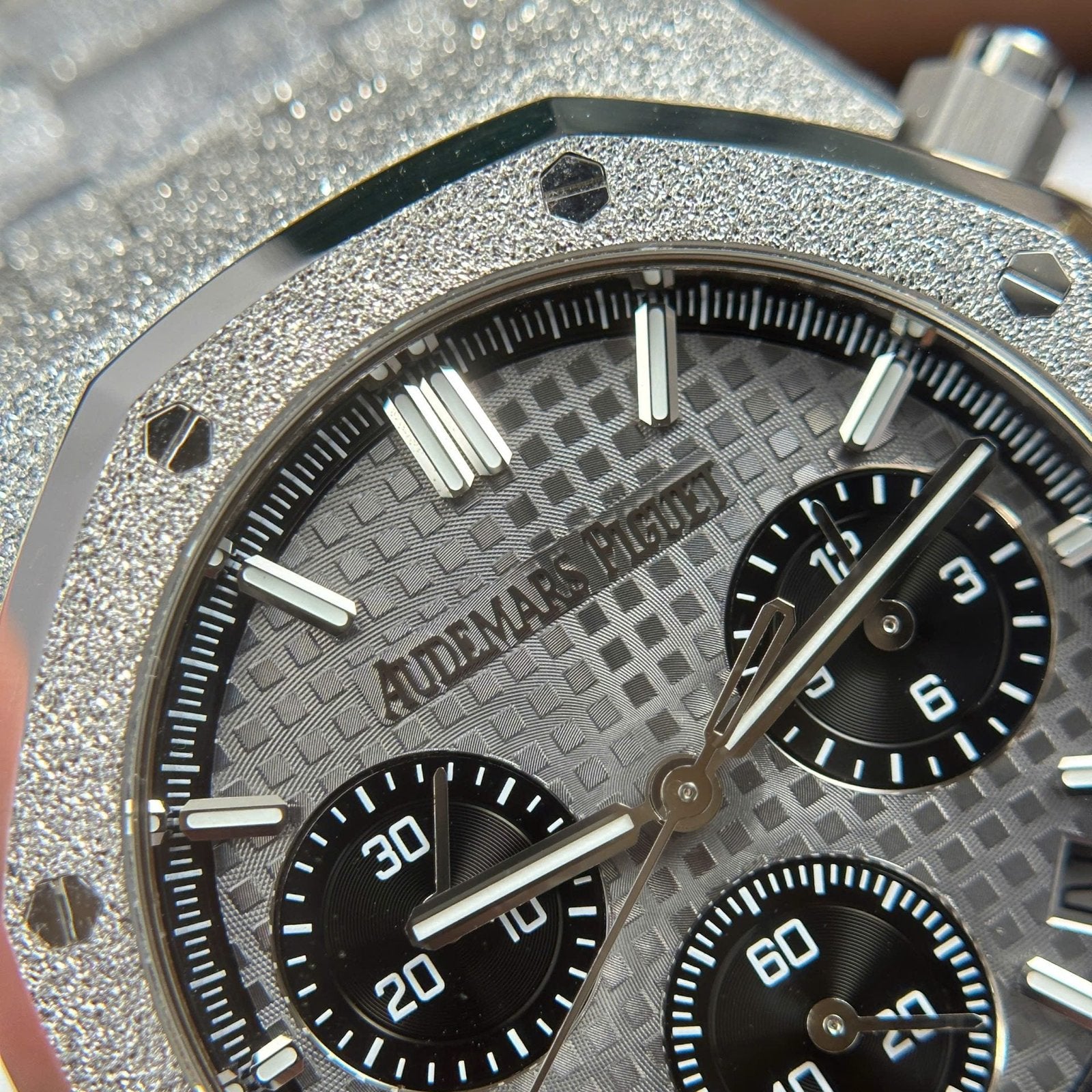 Audemars Piguet Watch Royal Oak Chronograph Frosted Gold 26240 Gray Dial 41mm
