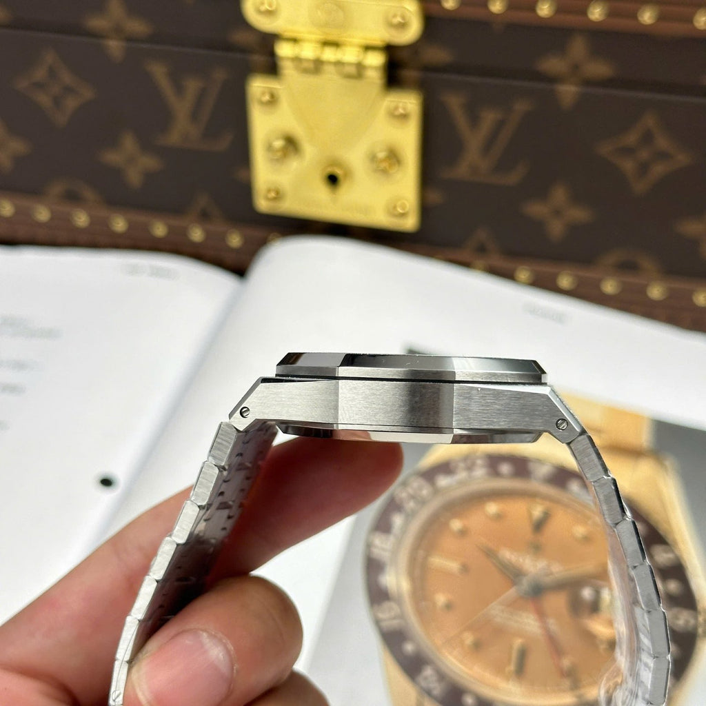 Audemars Piguet Watch Royal Oak Chronograph Frosted Gold 26240 Blue Dial 41mm
