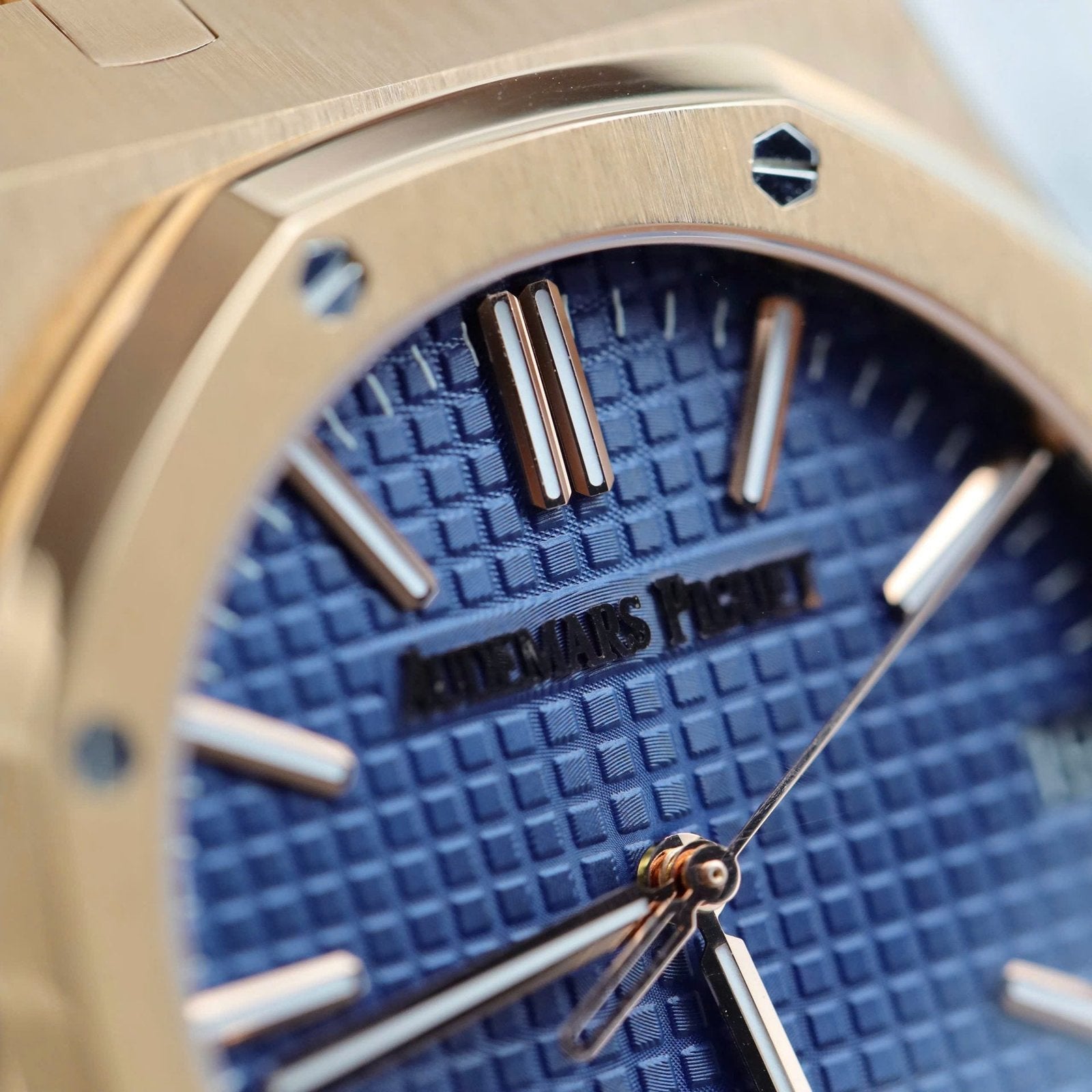 Audemars Piguet 15510R Royal Oak 50th Anniversary Dial Blue Watch 18K Gold Wrapped 41mm