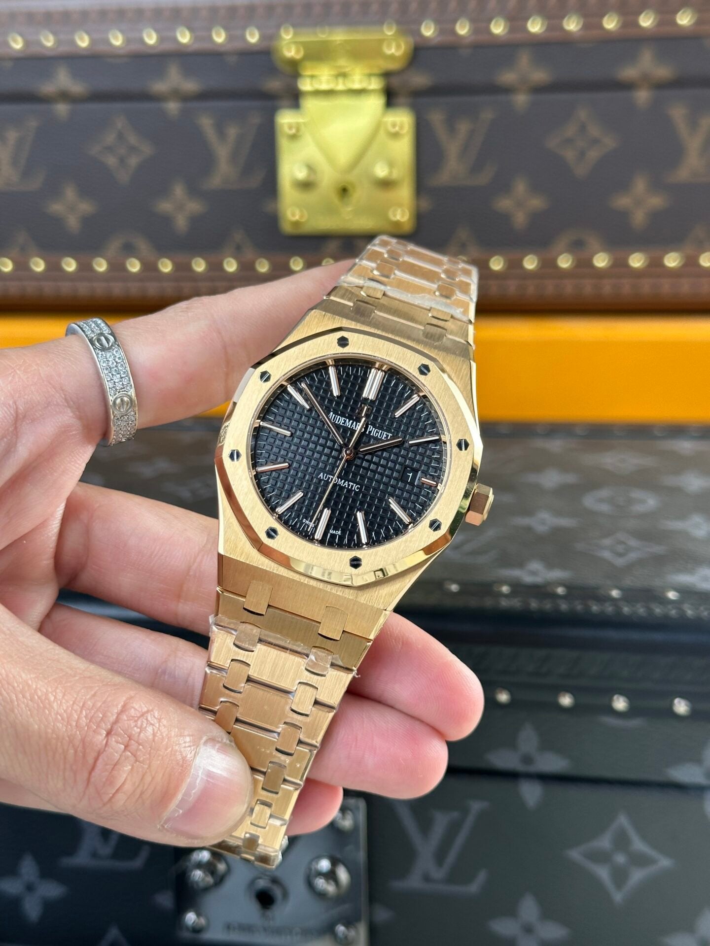 Audemars Piguet Watch Royal Oak 15400OR Black Dial 41mm