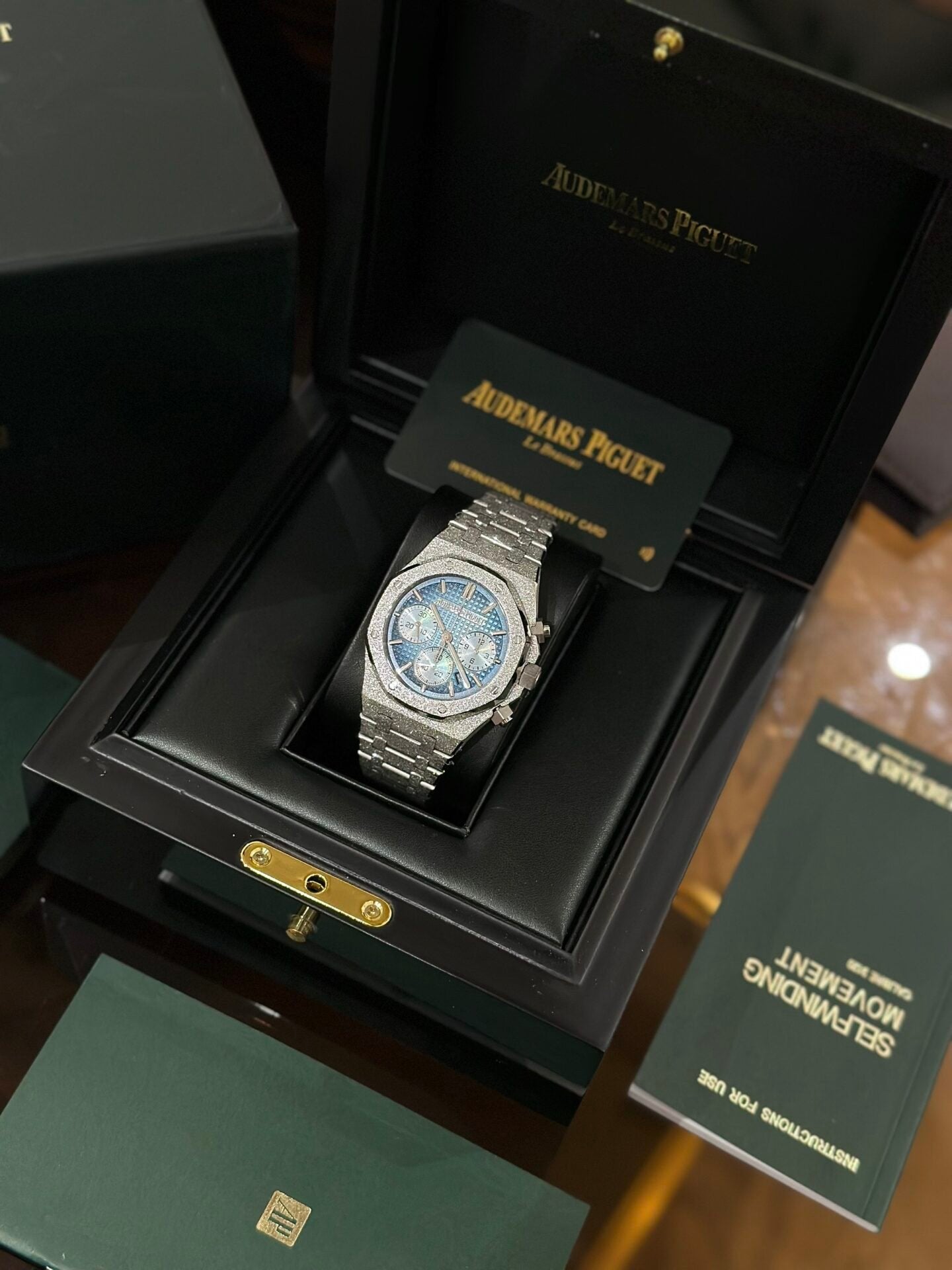 Audemars Piguet Royal Oak 26331BC Watch Frosted-Gold 41mm
