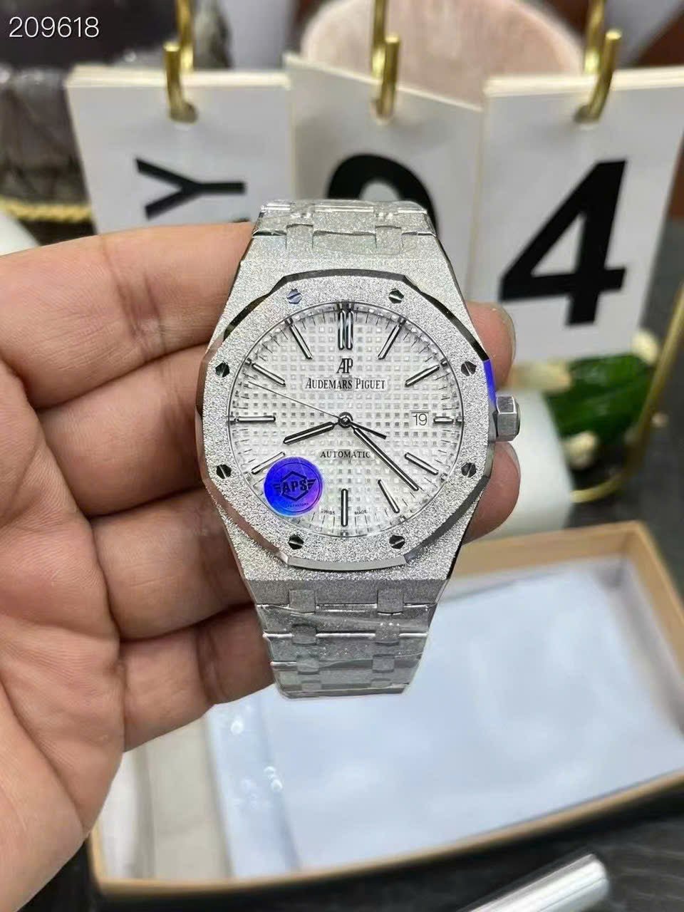 Audemars Piguet Watch Royal Oak Frosted Gold 15410 White Dial 41mm