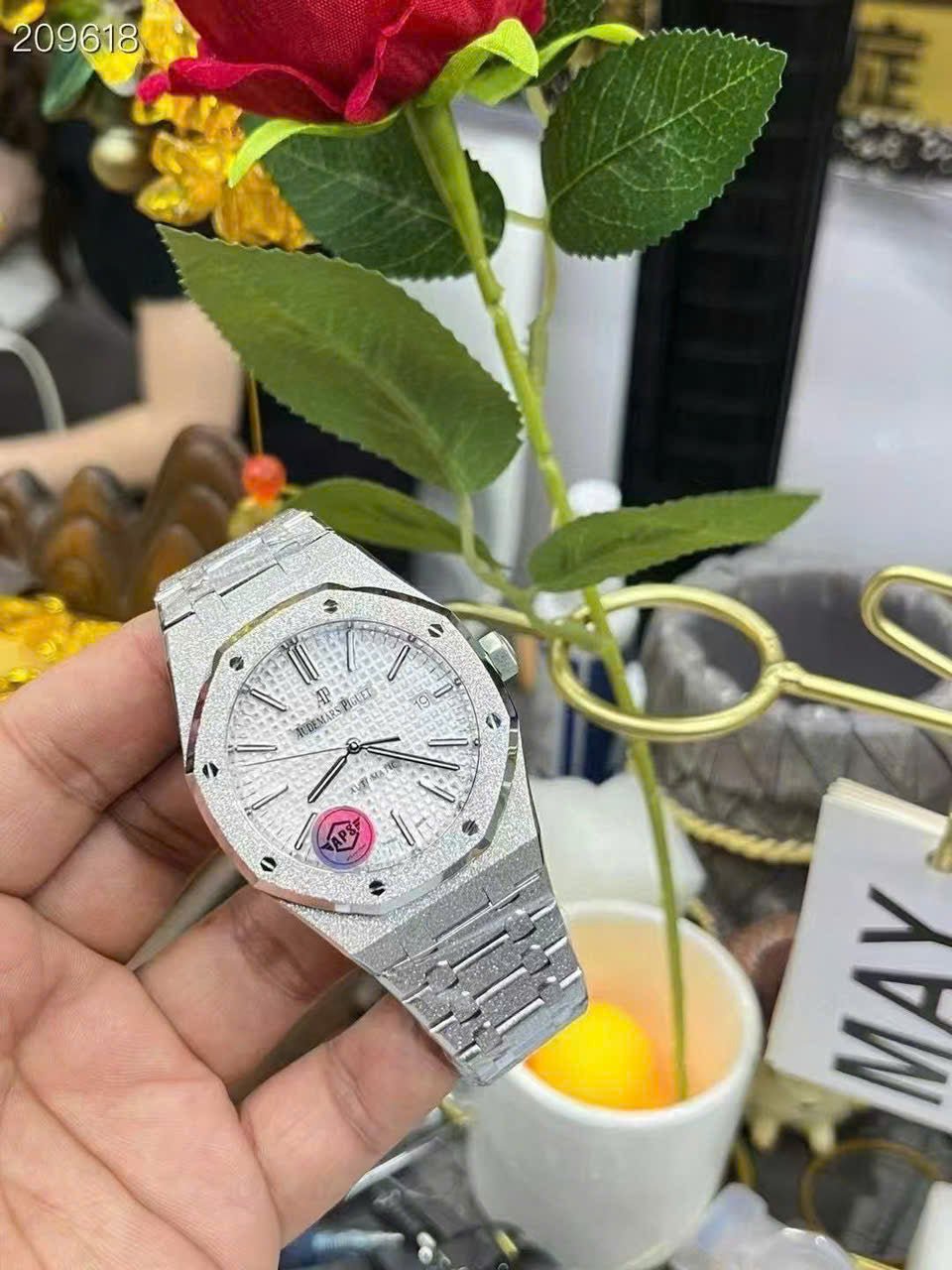 Audemars Piguet Watch Royal Oak Frosted Gold 15410 White Dial 41mm