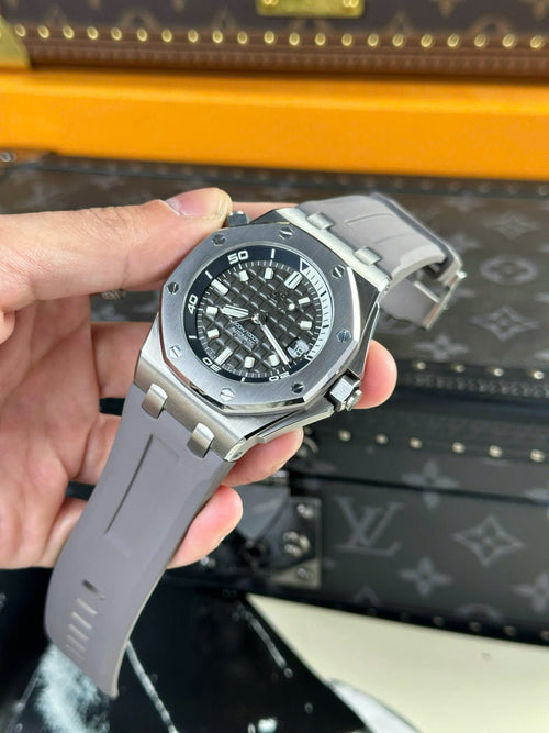 Audemars Piguet Watch Royal Oak Offshore 15720 Black Dial 42mm