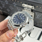 Audemars Piguet Royal Oak 15400ST Watch Blue Dial Metal Wire 41mm