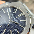 Audemars Piguet Royal Oak 15400ST Watch Blue Dial Metal Wire 41mm